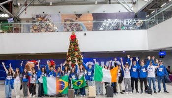 Ganhando o Mundo agenda movimentada em janeiro com chegadas e partidas de estudantes