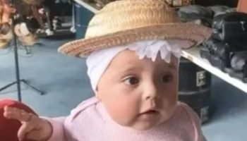 Mãe mata bebê ao tentar abafar choro durante tiroteio