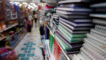 Procon-PR orienta pais sobre material escolar na volta às aulas