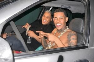 mc-ryan-e-poze-do-rodo-300x201-1