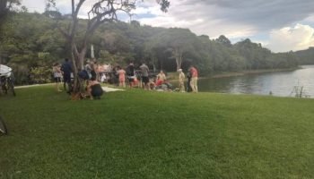Adolescente morre afogado no Passaúna enquanto brincava de bola com amigos