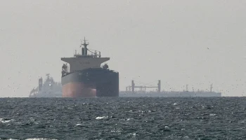 navios-de-carga-no-golfo-perto-do-estreito-de-ormu006471280202606202315.webp.webp