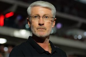 odair-desabafa-reforcos-athletico