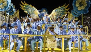 Portela desfila no Carnaval 2026 no Rio de Janeiro