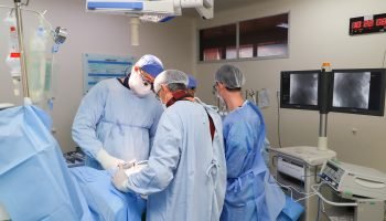 Hospital Universitário da UEL realiza cirurgia de coluna com técnica Alif pela primeira vez