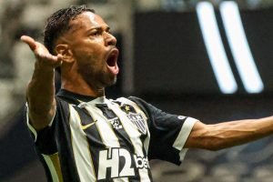 renan-lodi-atletico-mg-drama-familiar