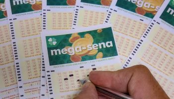 Aposta do Paraná acerta 5 números na Mega‑Sena e fatura R$ 69.615,66