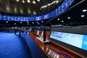 senado-fiep-reducao-jornada-de-trabalho
