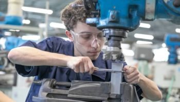 tecnico-em-mecanica-carreira-mercado-768x518-1