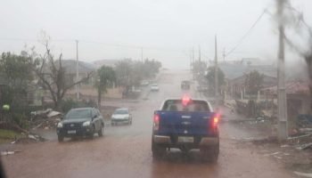 Tornado em São José dos Pinhais deixa Paraná em alerta a tempestades e chuva forte