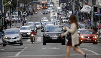 Mais de 22 mil condutores do Paraná já renovaram a CNH de forma automática e gratuita