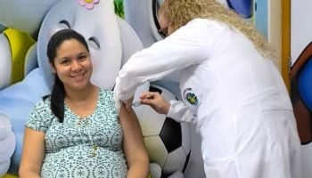 Estado reforça imunizantes essenciais às gestantes com vacinas disponíveis no SUS