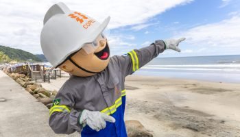 Copel amplia atendimentos e oferece atividades para crianças no Verão Maior Paraná