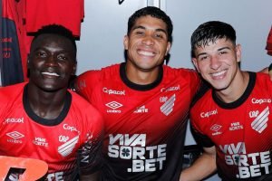 viveros-julimar-esqivel-athletico-brasileirao