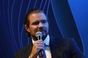 vorcaro-troca-advogados