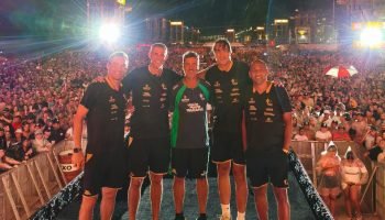 Campeões olímpicos de vôlei são ovacionados em show do Verão Maior Paraná