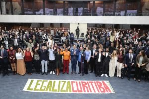 Simpósio reuniu especialistas de diversas áreas — Foto: Simpósio reuniu especial